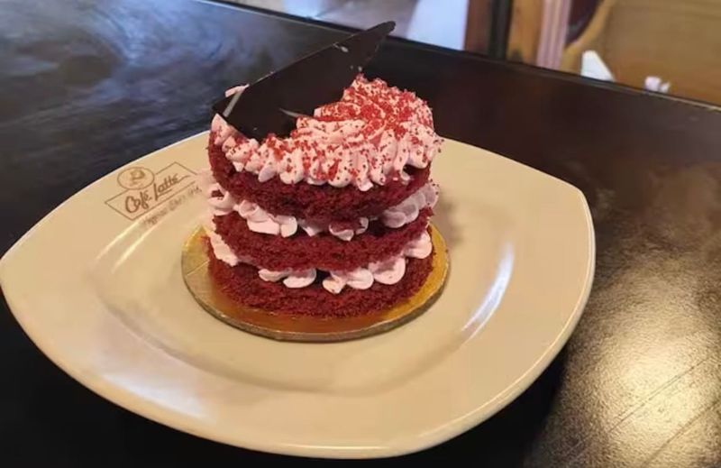 Red velvet pastry layered with cream cheese frosting